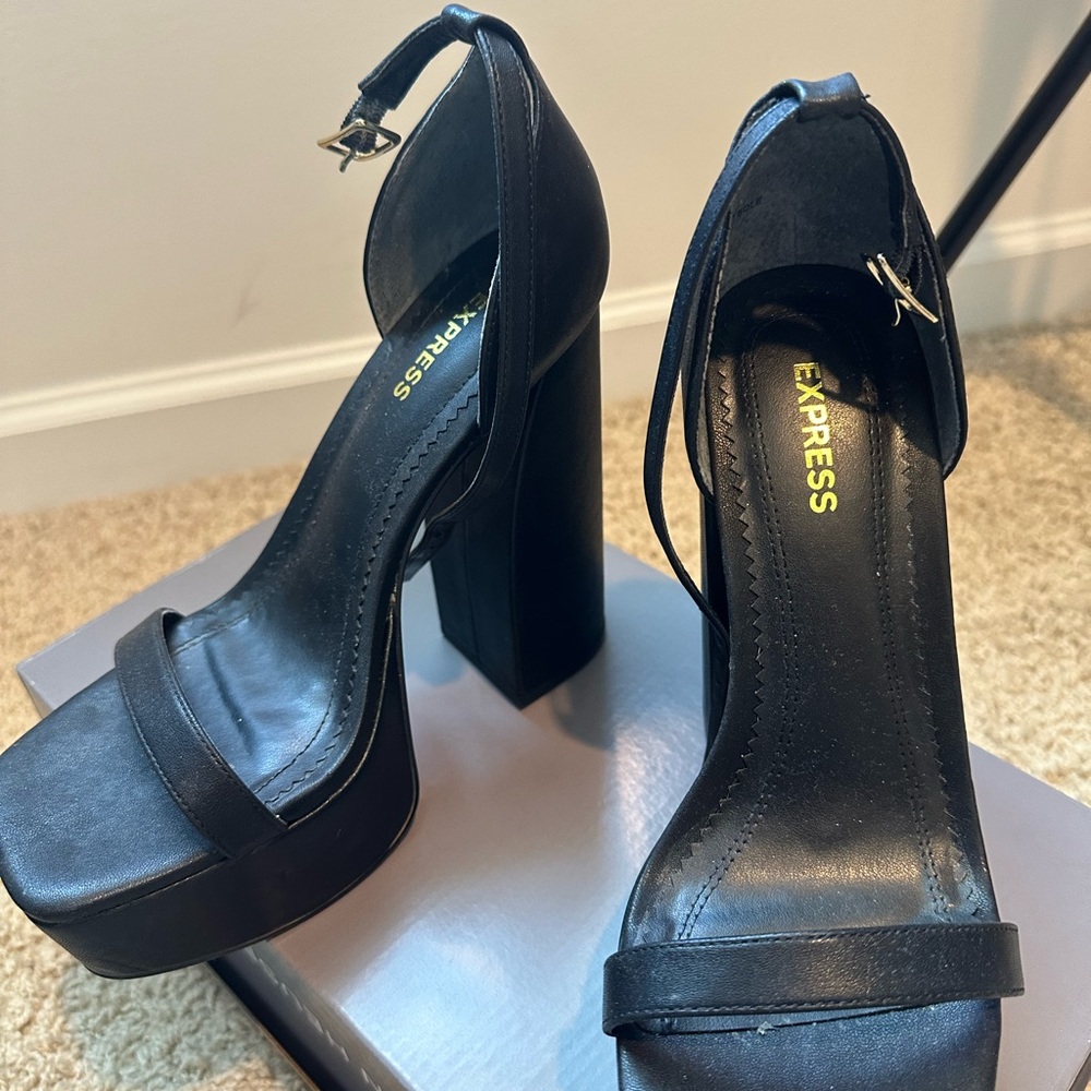 Express Elegant Black Block Heels - image 1
